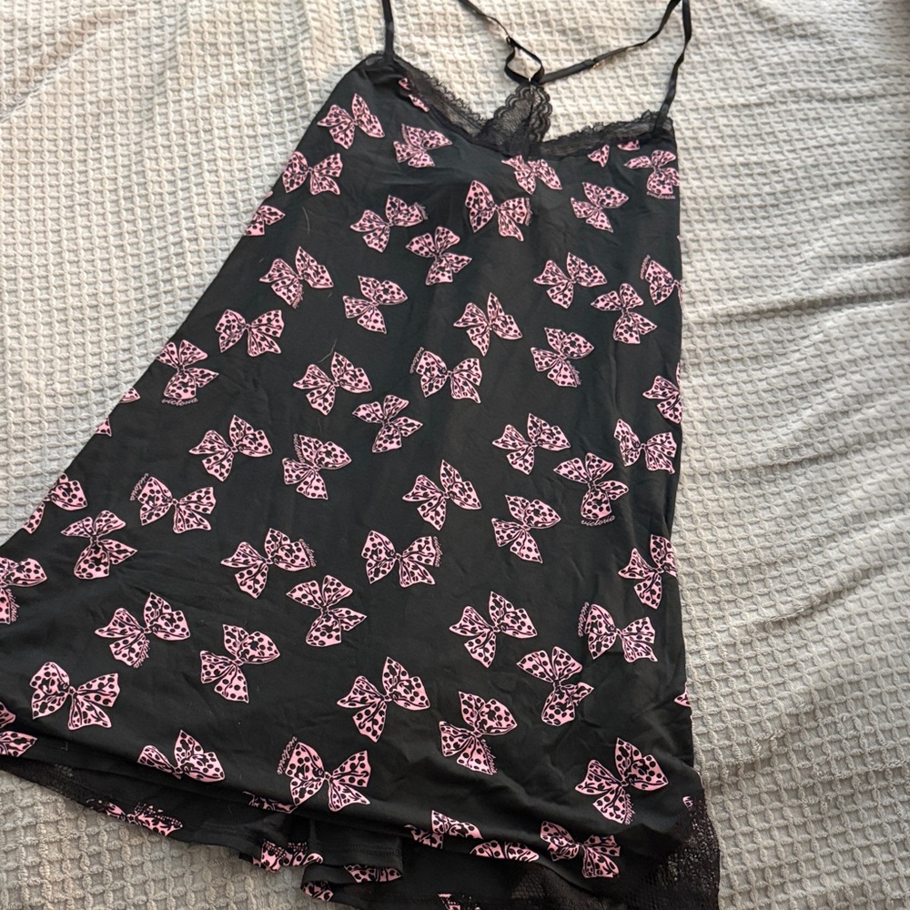 Heavenly by Victoria’s Secret Black Slip Dress with Pink Bow Pattern - NWOT - M